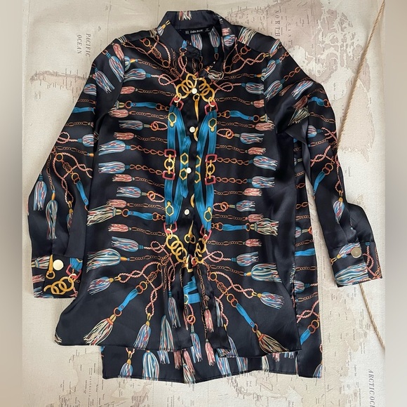 ZARA BLOGGER FAVE
Black & Blue Chain Scarf Printed Long
Tunic Blouse Top Medium - Picture 2 of 7